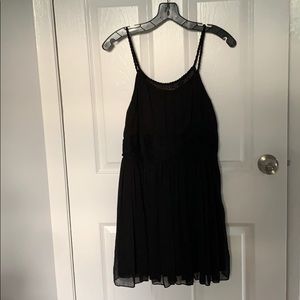 Short black dress. Divided by HM